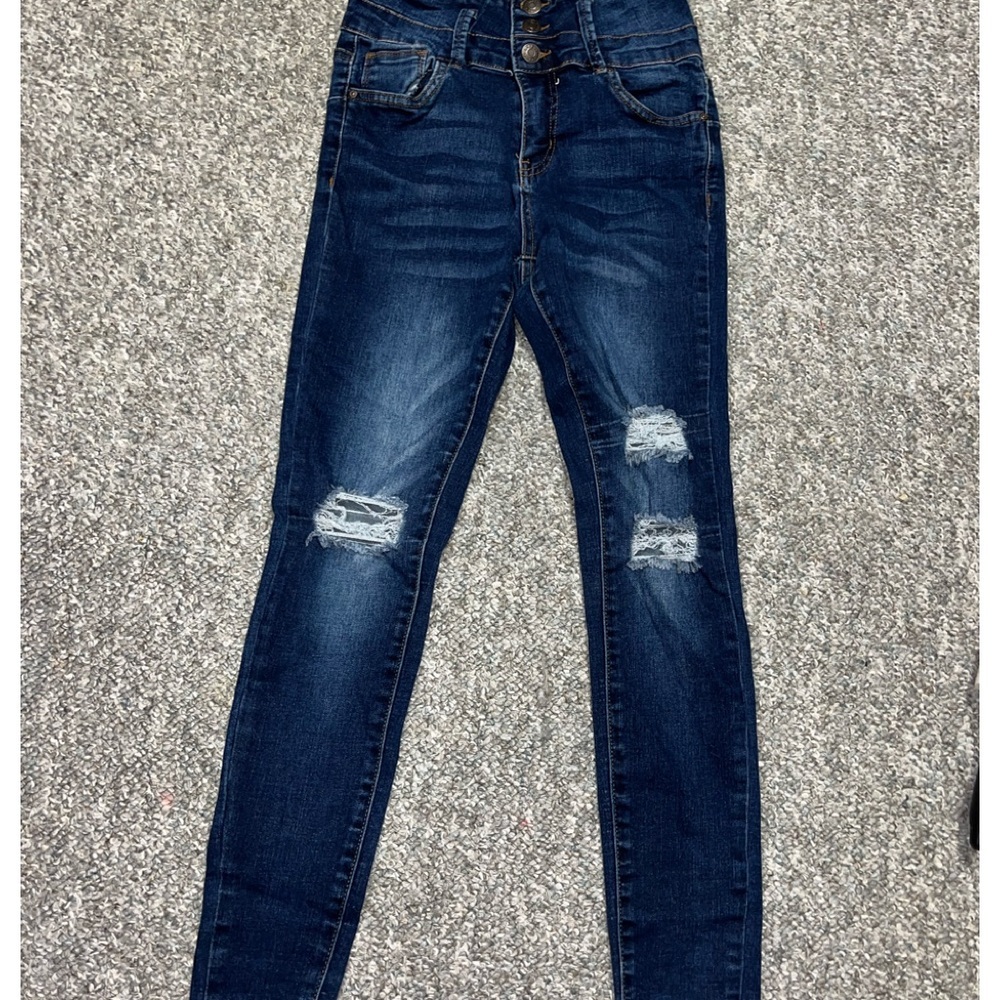 Refuge size 1 Women's High-Waisted Distressed Blue Jeans